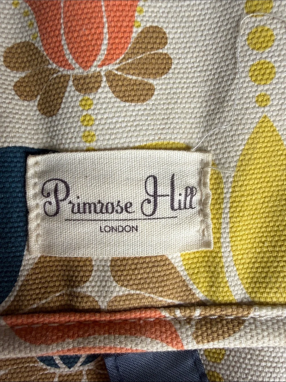 Vintage Primrose Hill cosmetics travel bag